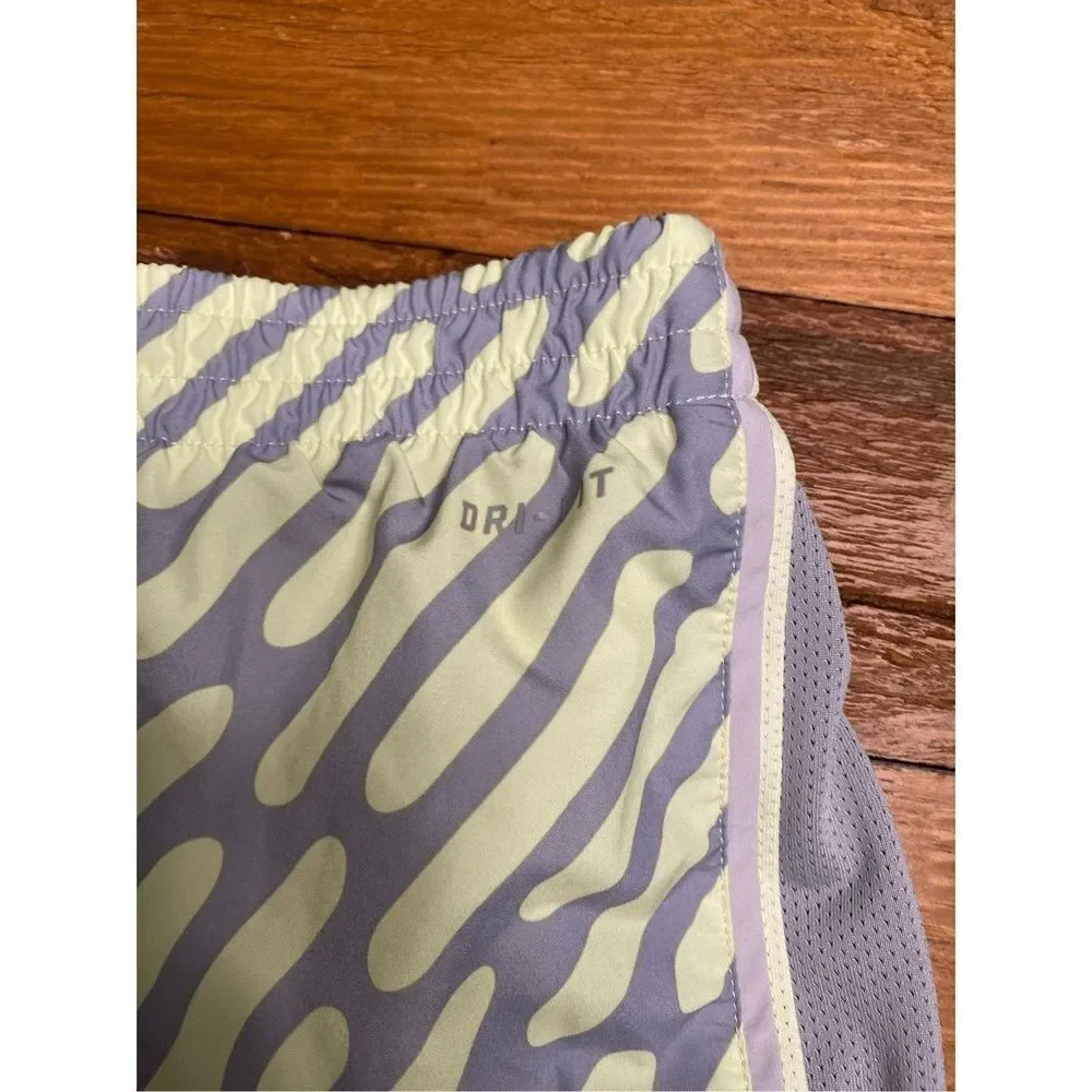 Nike XS Dri-Fit shorts green grey active wear workout running